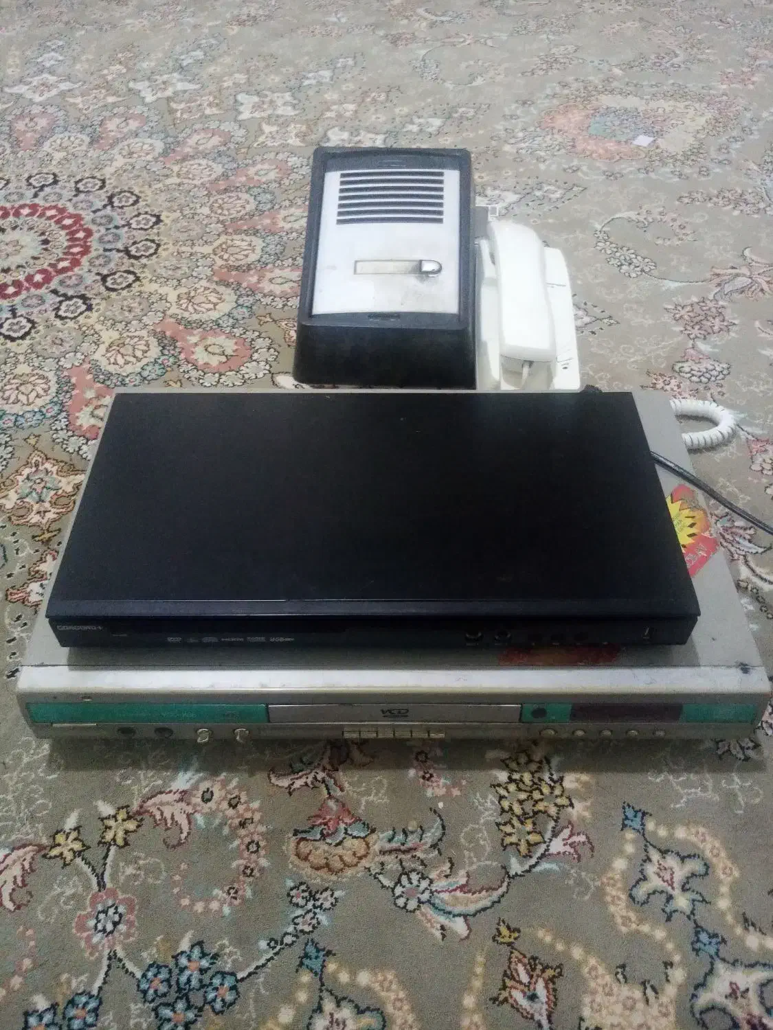 آیفون صوتی در حد نو سی دی ودی وی دی|سیستم صوتی خانگی|سقز, |دیوار