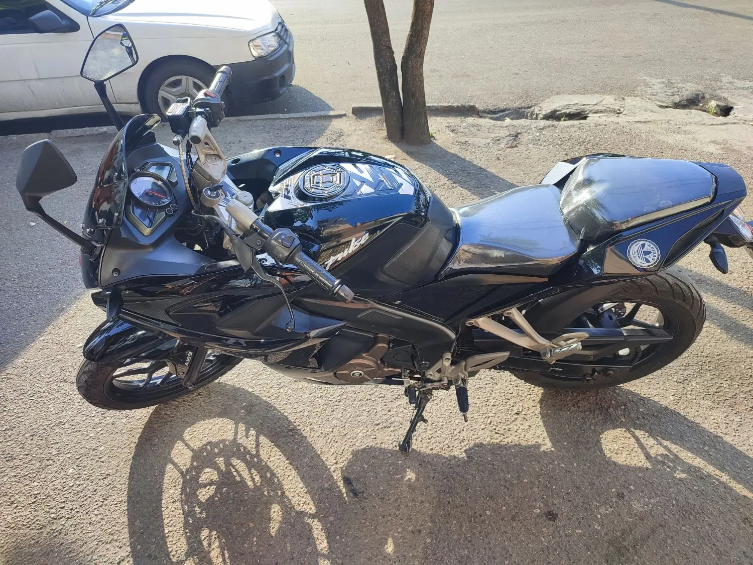 rs200|موتورسیکلت|رشت, معلولین|دیوار