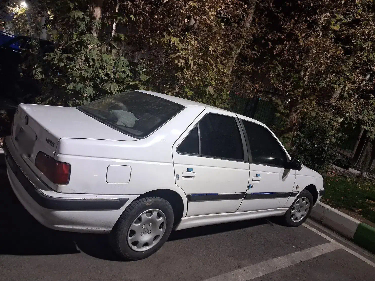 پژو پارس مدل ۹۶ سفید|خودرو سواری و وانت|ری, ملک‌آباد|دیوار