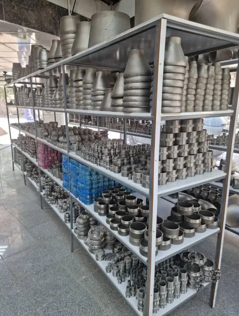 وارد کننده انواع ورق استیل پروفیل لوله اتصالات و.|عمده‌فروشی|تهران, هفده شهریور|دیوار