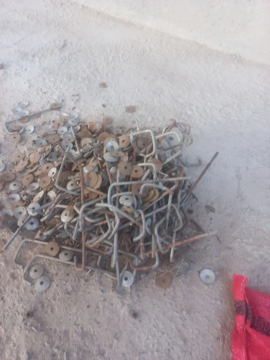 کرپی و پیچ ایرانیت|مصالح و تجهیزات ساختمان|گرگان, |دیوار