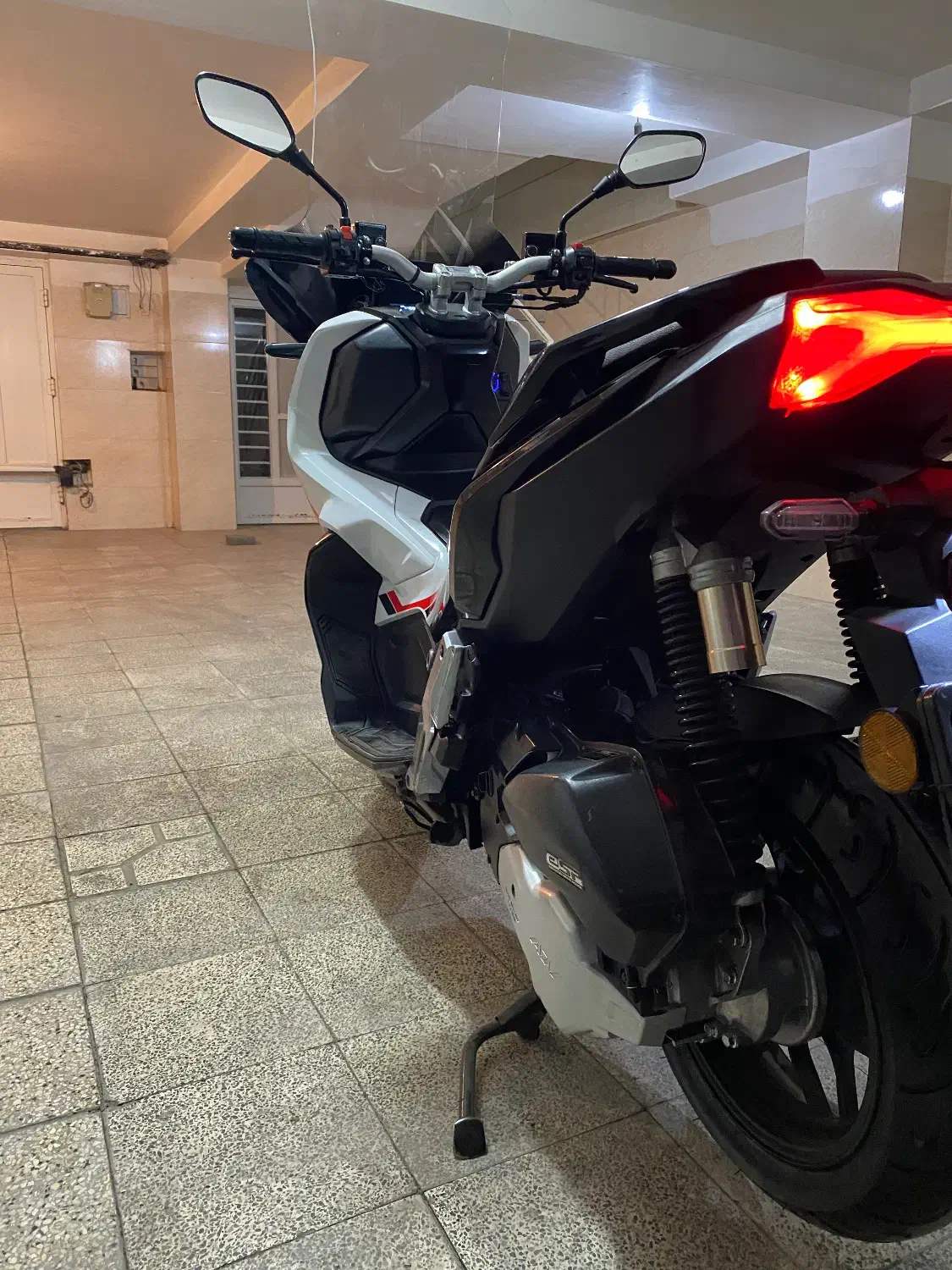 موتور adv|موتورسیکلت|اسلام‌شهر, مظفریه|دیوار