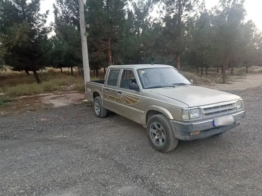 مزدا ژاپن 2000|خودرو سواری و وانت|اصفهان, بهارستان|دیوار