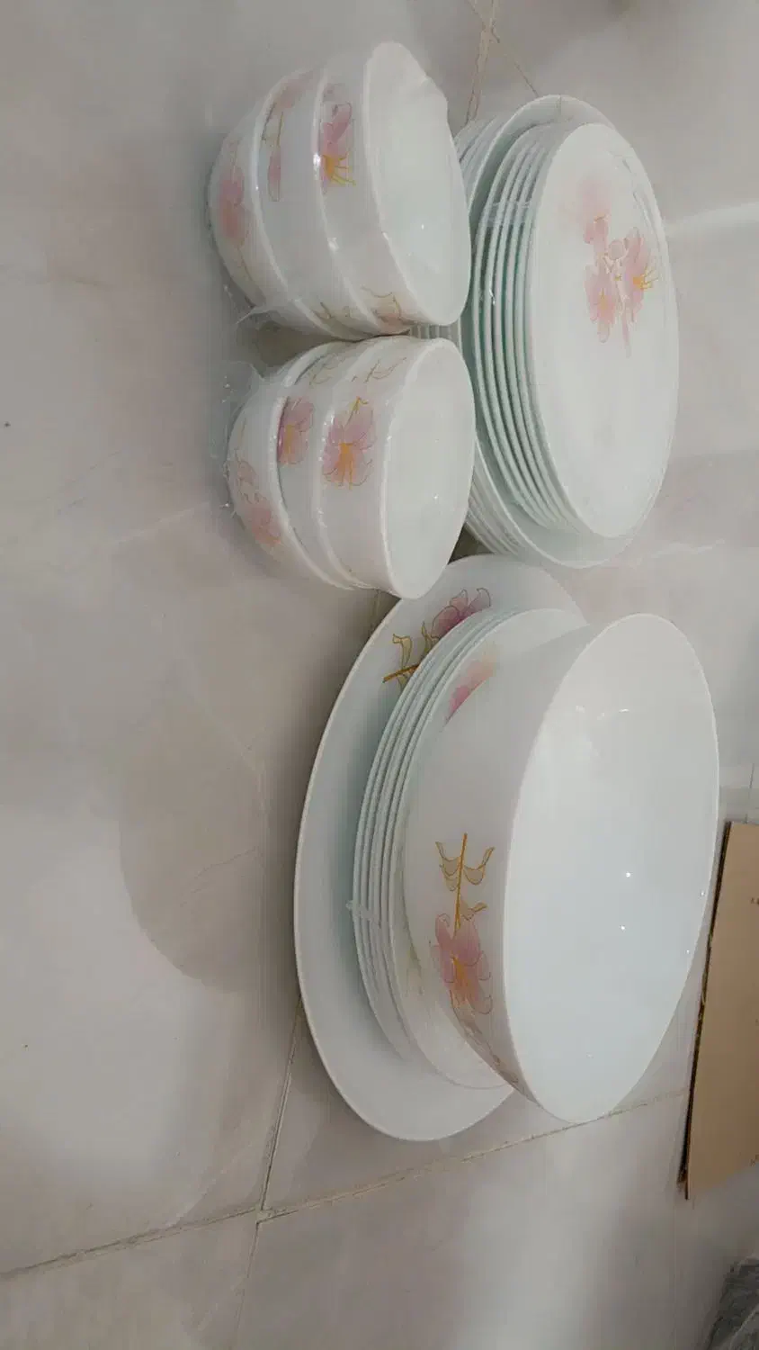 6 نفره|ظروف سرو و پذیرایی|دهگلان, |دیوار