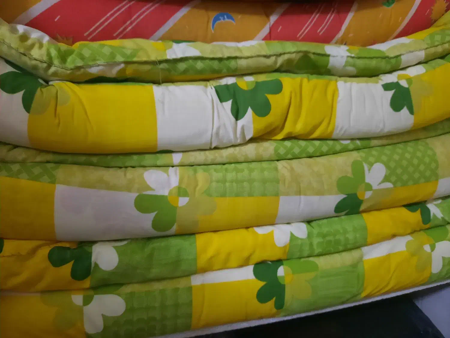 سه دست تشک پنبه ای نو|تشک تختخواب|شاهین‌شهر, نظامی|دیوار