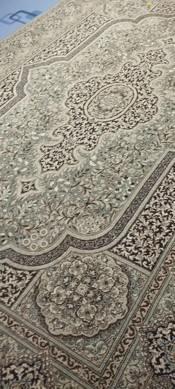 فرش ۶ متری بدون زدگی و سالم|فرش|پردیس, فاز ۱۱|دیوار