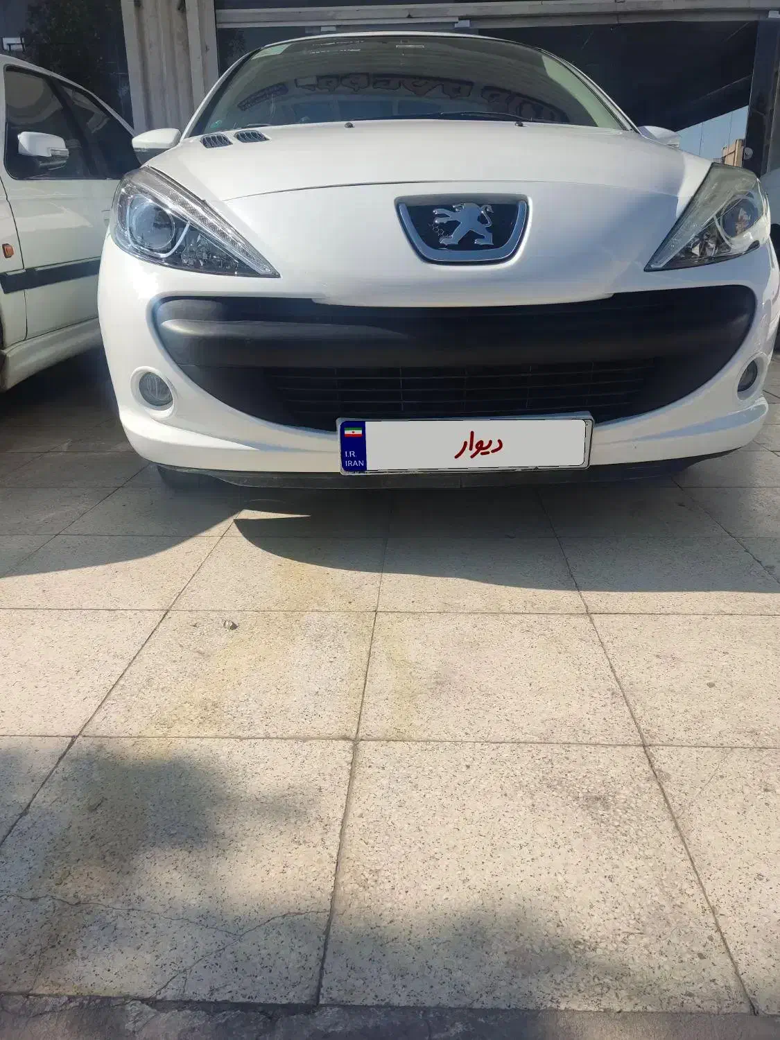 پژو۲۰۷|خودرو سواری و وانت|کرمان, |دیوار
