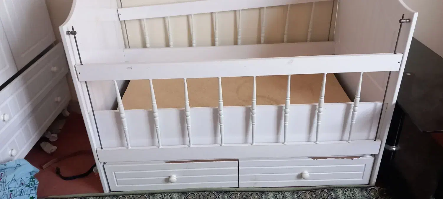 تخت کودک|تخت و صندلی بچه|تبریز, |دیوار