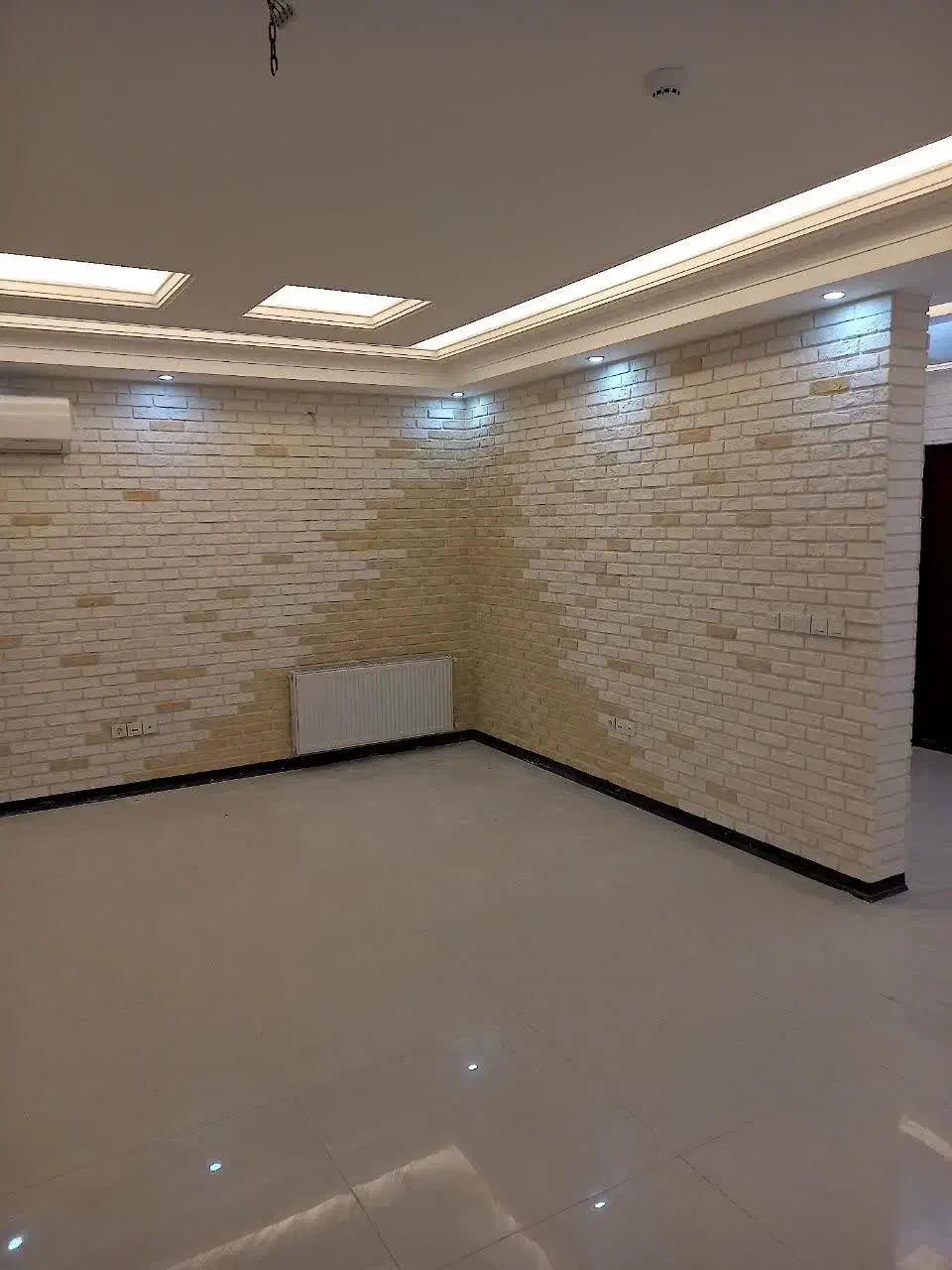 آجر هلندی اجر رستیک آجر دکوراتیو آجر سنتی آجرقزاقی|عمدهفروشی|قم, شهرک مهدیه (مدرس)|دیوار