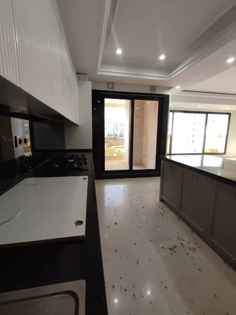 ۲۱۵ متر قیطریه/۴ پارکینگ سندی/مشاعات کامل|فروش آپارتمان|تهران, قیطریه|دیوار