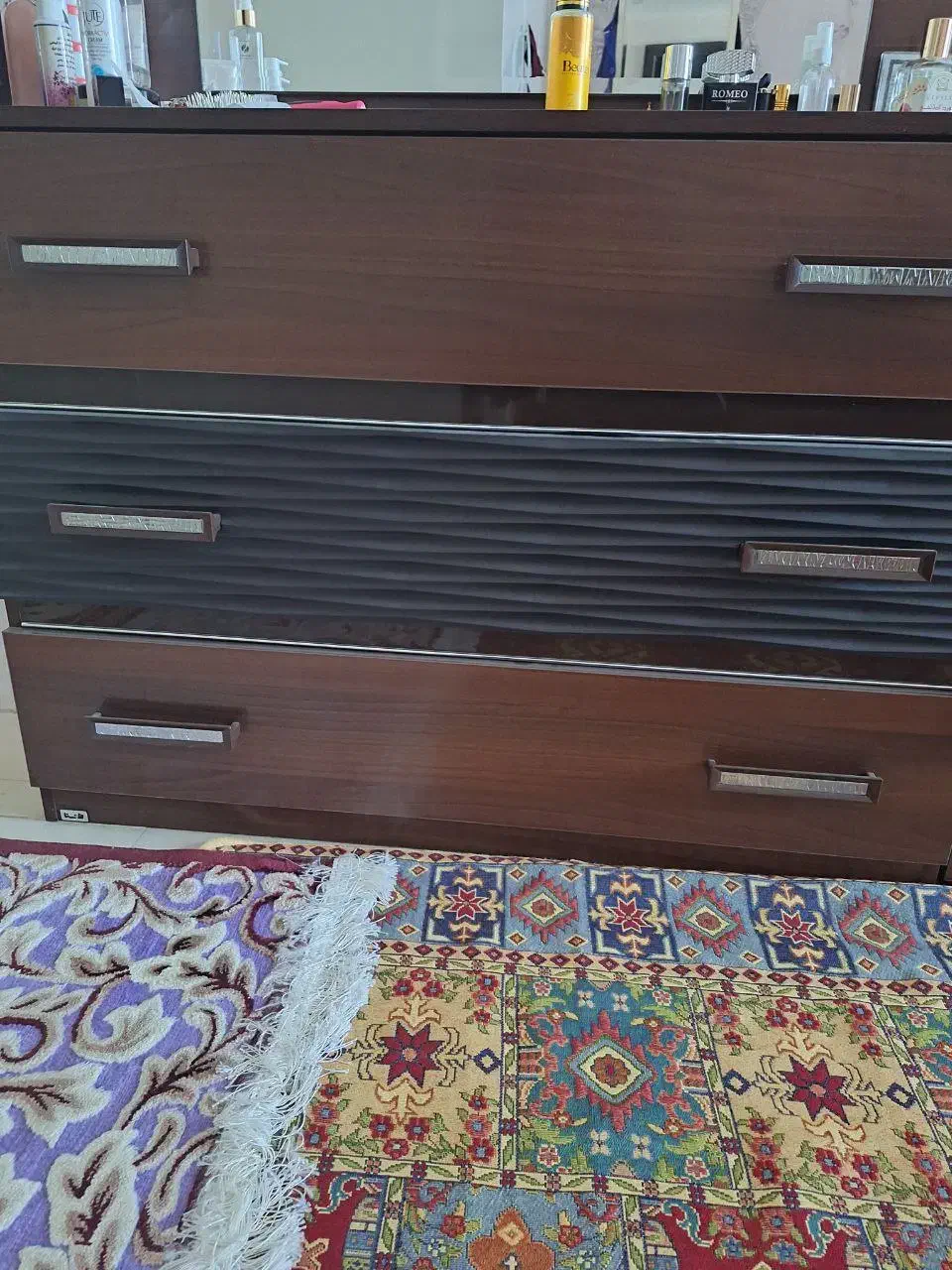 دراورآینه2پاتختی کاملا سالم و ن باهم ۹میلیون تومان|تخت و سرویس خواب|کرمانشاه, |دیوار