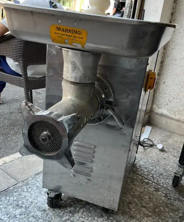 چرخ گوشت صنعتی مناسب قصابی رستوران و آشپزخانه ها|خردکن، آسیاب، غذاساز|مسجد سلیمان, |دیوار