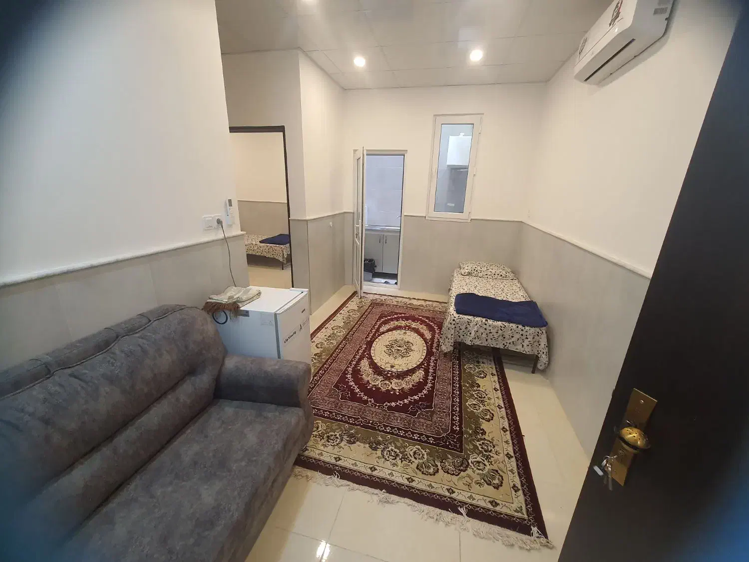 واحد اقامتی مناسب برای اسکان مسافر|فروش خانه و ویلا|قم, تکیه آقا سید حسنی|دیوار