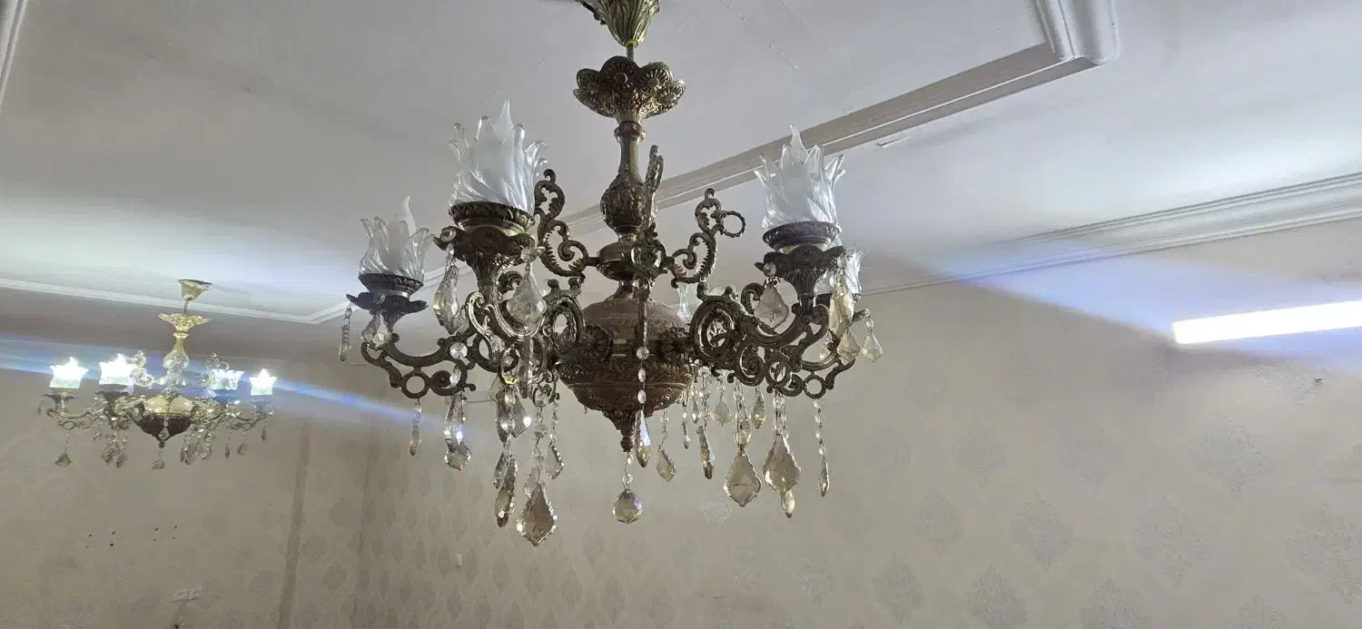 لوستر برنجی ۶ شعله|لوستر و چراغ آویز|مشهد, شهید بهشتی|دیوار