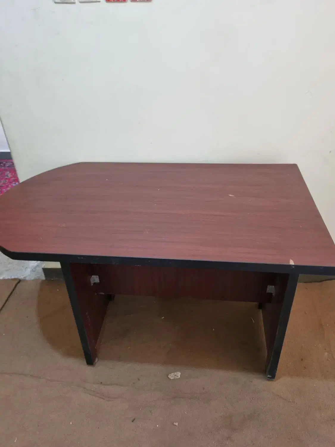 میز|میز تحریر و کامپیوتر|اهواز, یوسفی|دیوار