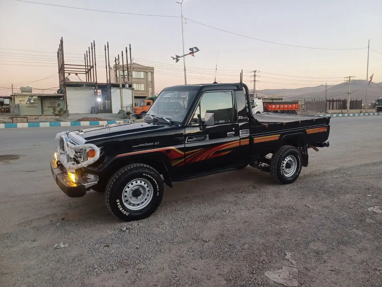 تویوتا ۴.۵ شان پان|خودرو سواری و وانت|سنندج, |دیوار