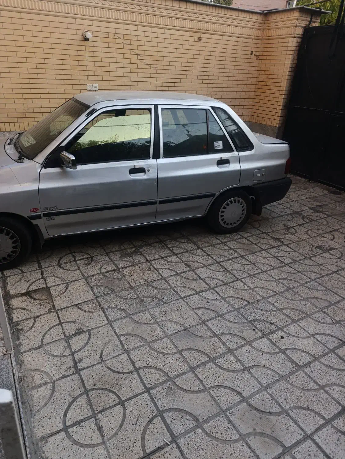 پرایدمدل۸۵|خودرو سواری و وانت|شیراز, شهرک مطهری|دیوار