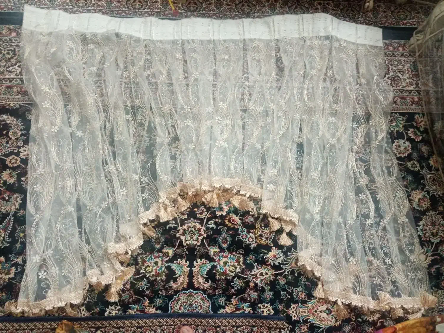 پرده زیبا وتمیز نو نو|پرده، رانر، رومیزی|قم, لسانی|دیوار