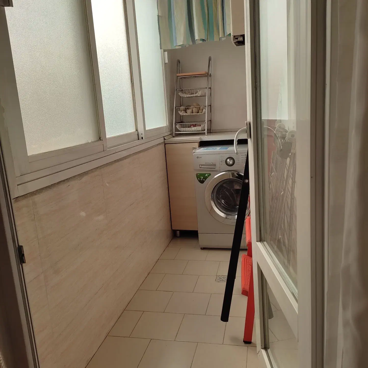 آپارتمان ۹۵ متری دو خوابه در مصلی ۲۸ مشهد|فروش آپارتمان|مشهد, کارمندان دوم|دیوار