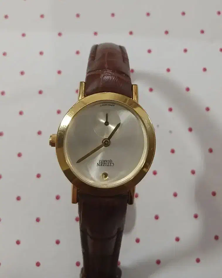 ساعت سیتیزن|ساعت|قم, حاج زینل|دیوار