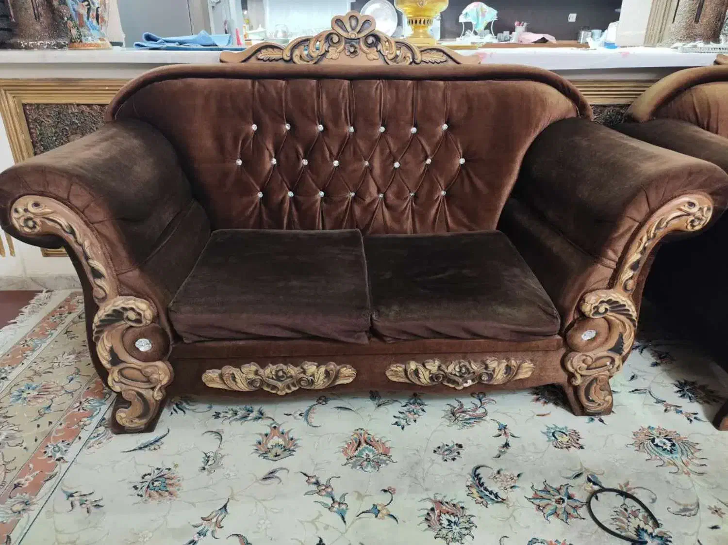 مبل 7نفره راحتی کلاسیک|مبلمان خانگی و میز عسلی|مشهد, زمانه|دیوار