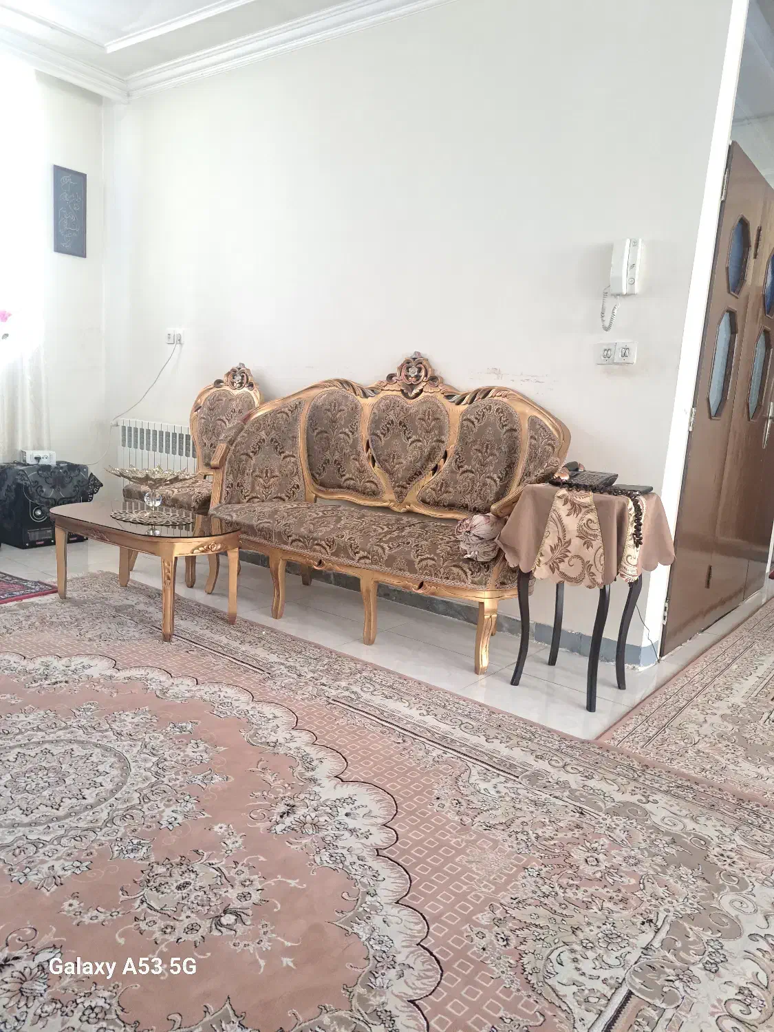 فروش مبل سلطنتی|مبلمان خانگی و میز عسلی|اراک, |دیوار