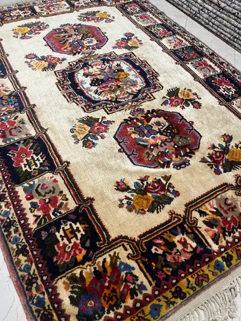 ۴ متری بختیاری|فرش|تهران, سعادت‌آباد|دیوار