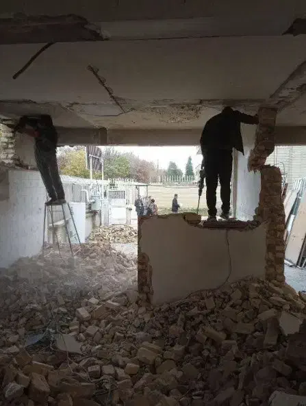 تخریب ساختمان رسول|خدمات پیشه و مهارت|مرودشت, تامین اجتماعی‎|دیوار