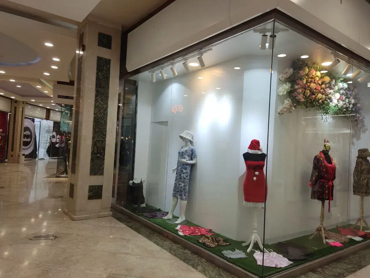 مغازه ۲۹متر تجاری در پاساژ دریای نور|فروش مغازه و غرفه|قائمشهر, |دیوار