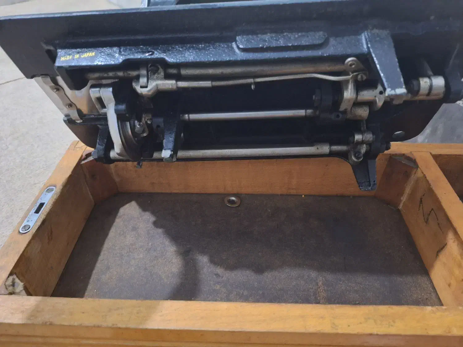 چرخ خیاطی|چرخ خیاطی و ریسندگی|بجنورد, |دیوار