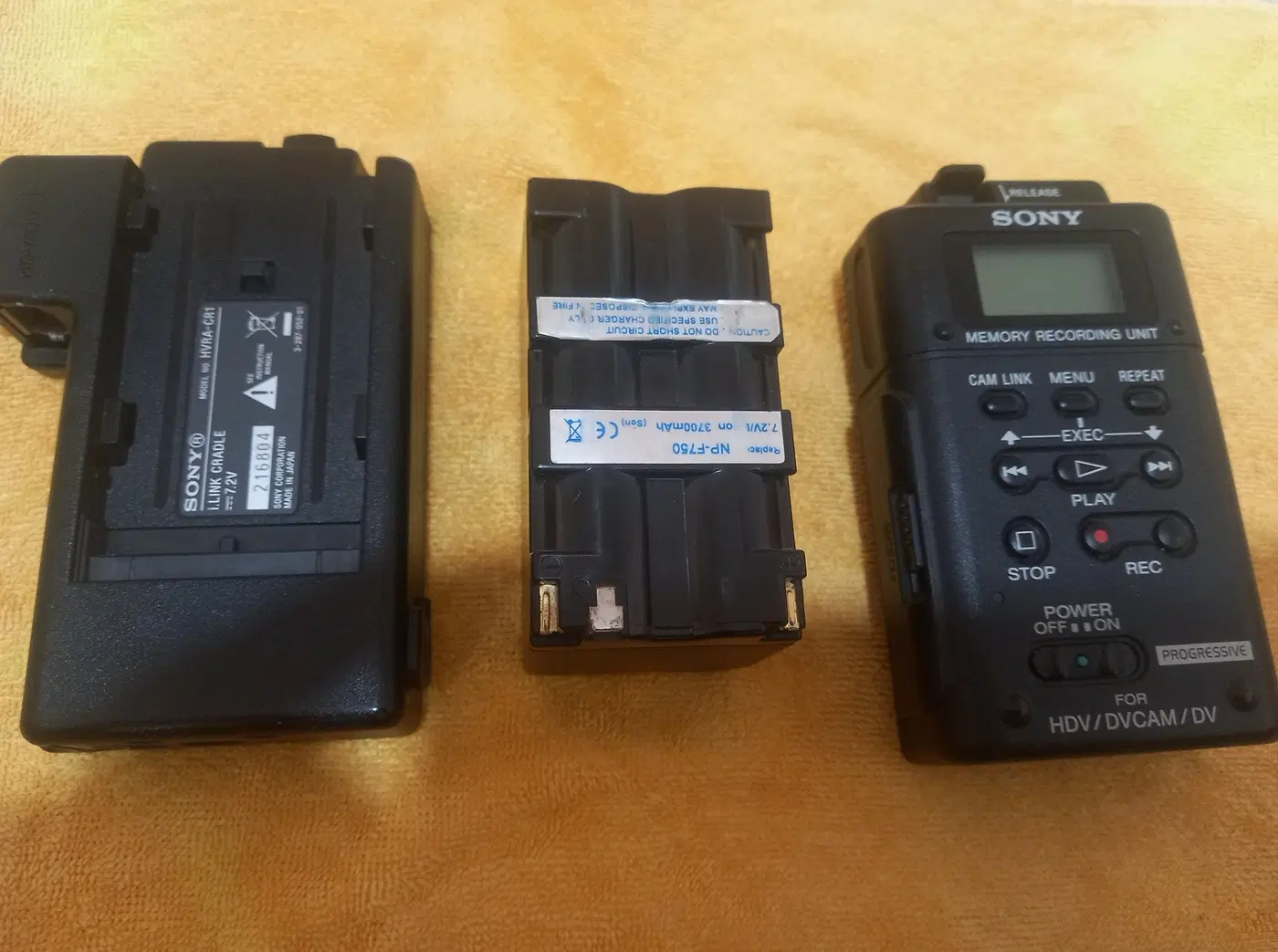 memory recording unit sony|دوربین عکاسی و فیلم‌برداری|اهواز, فاز ۲ پادادشهر|دیوار