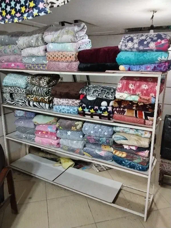 پتو مسافرتی بالش تشک حاضری. بازار امام رضا فاز۲|رختخواب، بالش، پتو|تاکستان, |دیوار