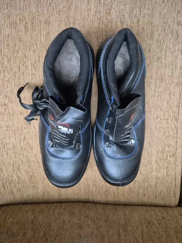 کفش ایمنی و صندل چرمی|کیف، کفش، کمربند|شیراز, دشت چنار|دیوار