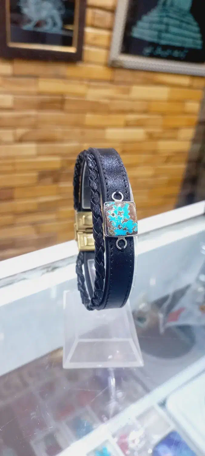 دستبند چرم فیروزه نیشابوری و نگین های معدنی|بدلیجات|نیشابور, محله میدان باغات|دیوار