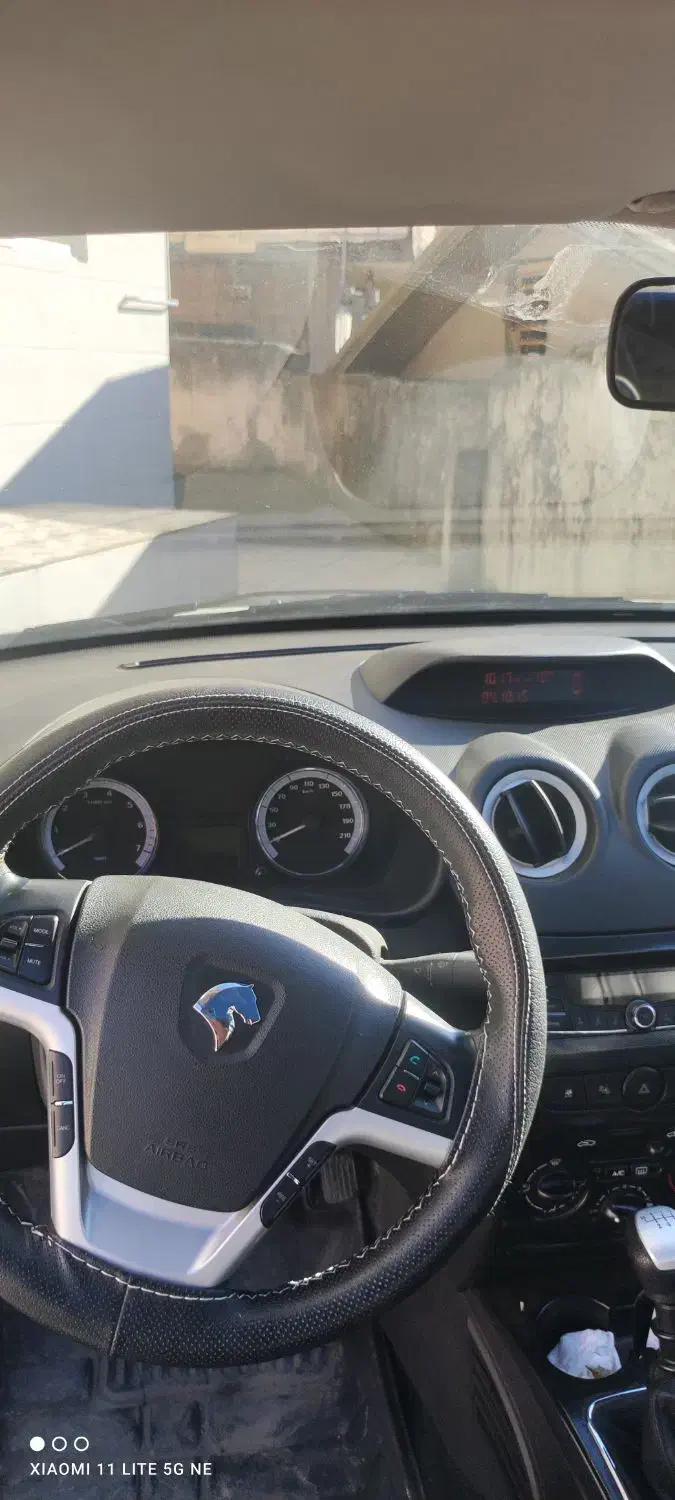 ماشین|خودرو سواری و وانت|زیرآب, |دیوار