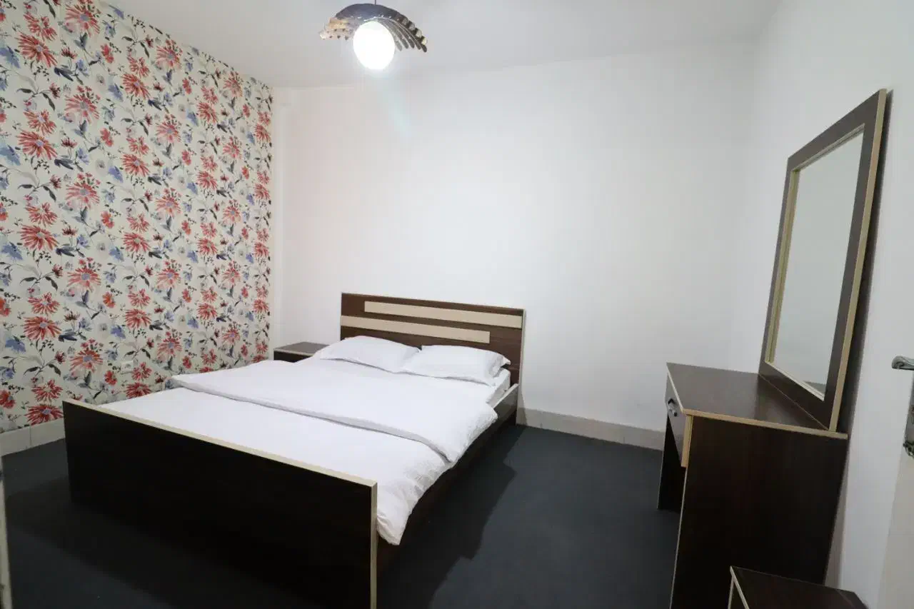 دوخوابه فرهنگشهر مبله|اجارهٔ کوتاهمدت آپارتمان و سوئیت|شیراز, فرهنگ شهر|دیوار