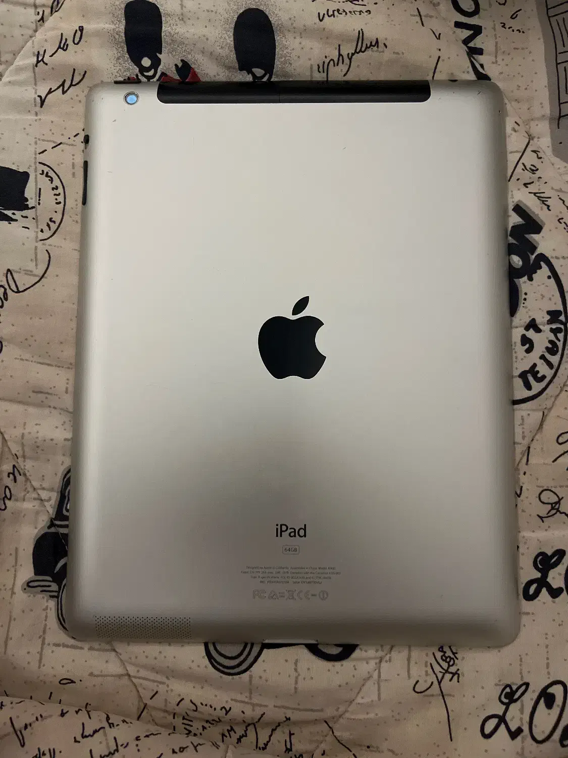 iPad 3|تبلت|نقده, |دیوار