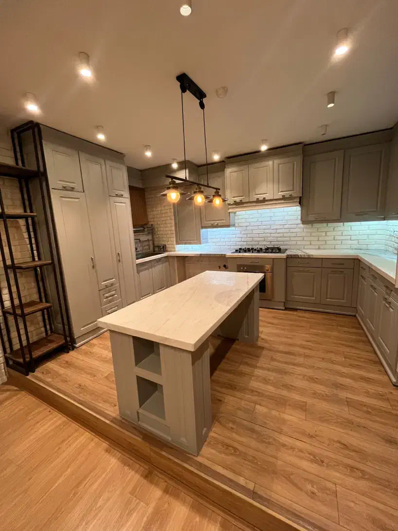 منزل مبله/قدوسی غربی/شیک|اجارهٔ کوتاهمدت آپارتمان و سوئیت|شیراز, قدوسی غربی|دیوار