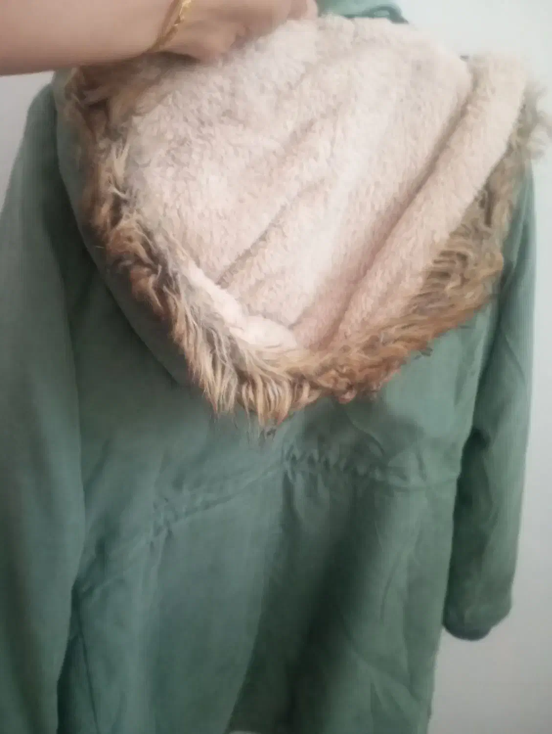 پالتو زنانه با گرمایی بالا به فروش میرسد|لباس|سبزوار, غرب نیروگاه|دیوار