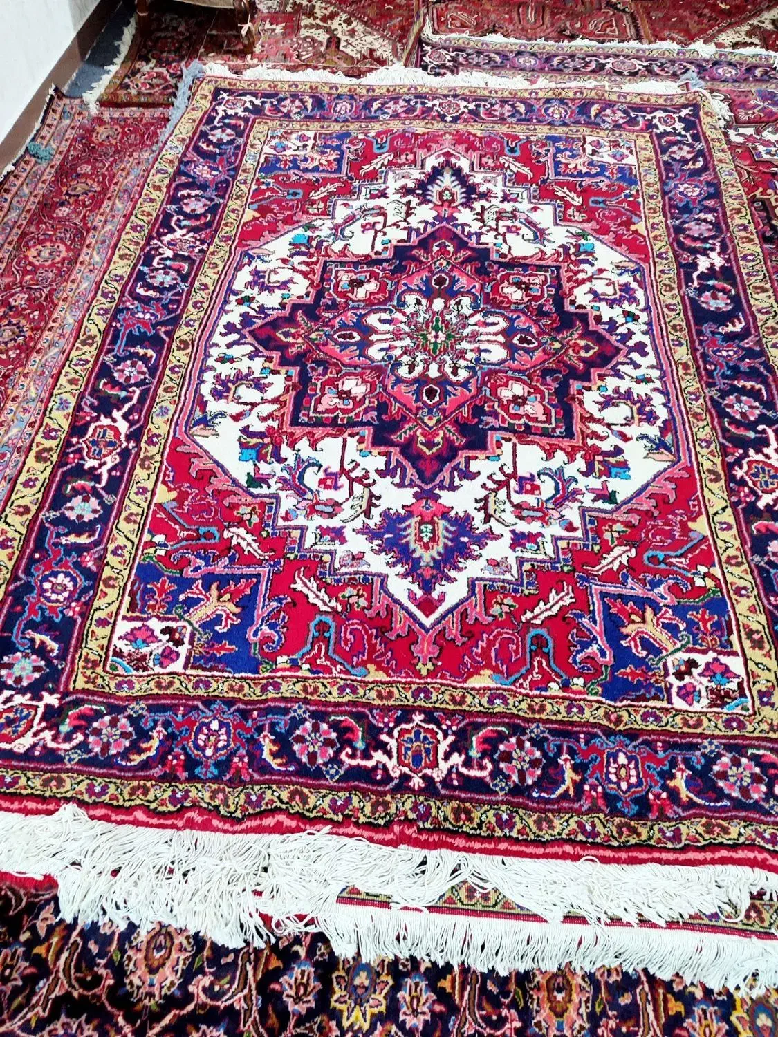 یه تیکه فرش دستبافت 6متری|فرش|تبریز, |دیوار