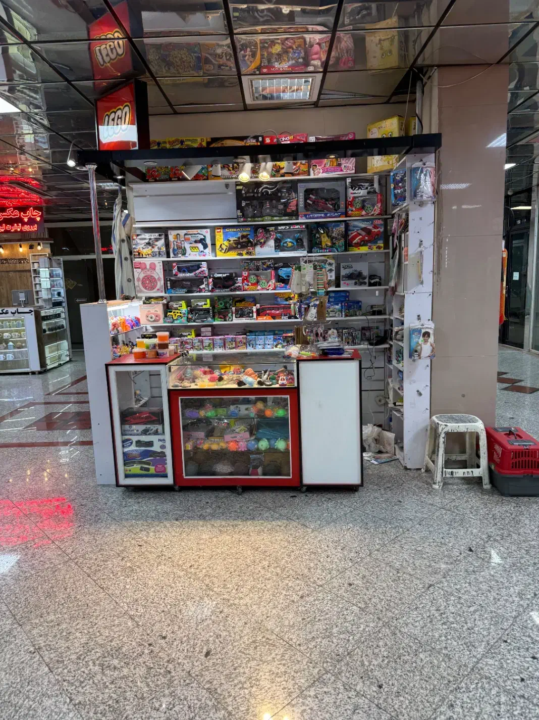 واگذاری کانتر اسباب بازی فروشی در پاساژ الماس شهر|اجارهٔ مغازه و غرفه|اردبیل, |دیوار