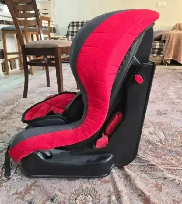 صندلی ماشین خارجی دو عدد موجود|تخت و صندلی بچه|محمدیه-قزوین, |دیوار