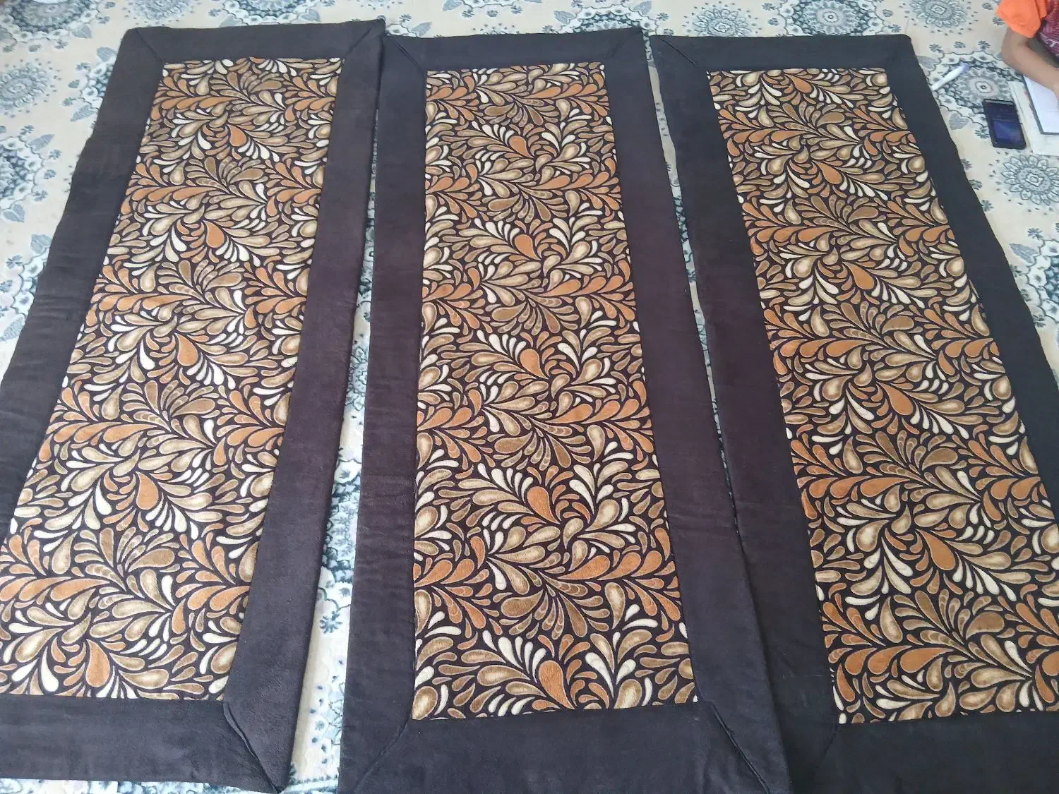 کنار فرشی|فرش|بندر گناوه, |دیوار