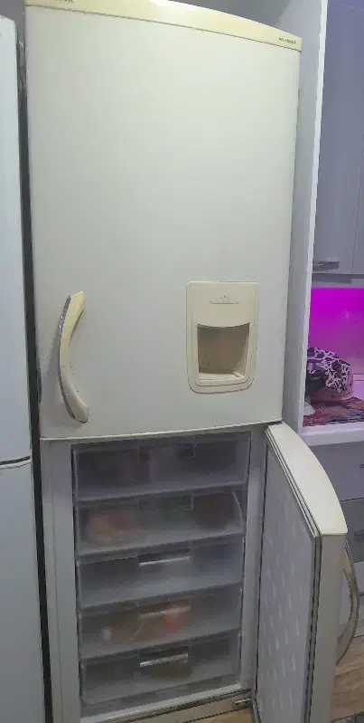 یخچال  الکترواستیل|یخچال و فریزر|سنگر, |دیوار