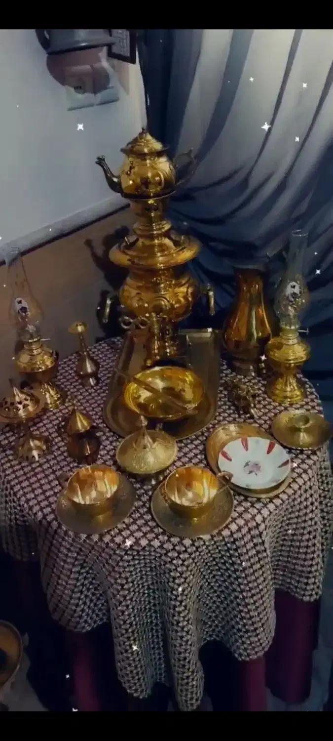 انواع عتیقه قدیمی|کلکسیون اشیاء عتیقه|نیشابور, گنبد سبز|دیوار