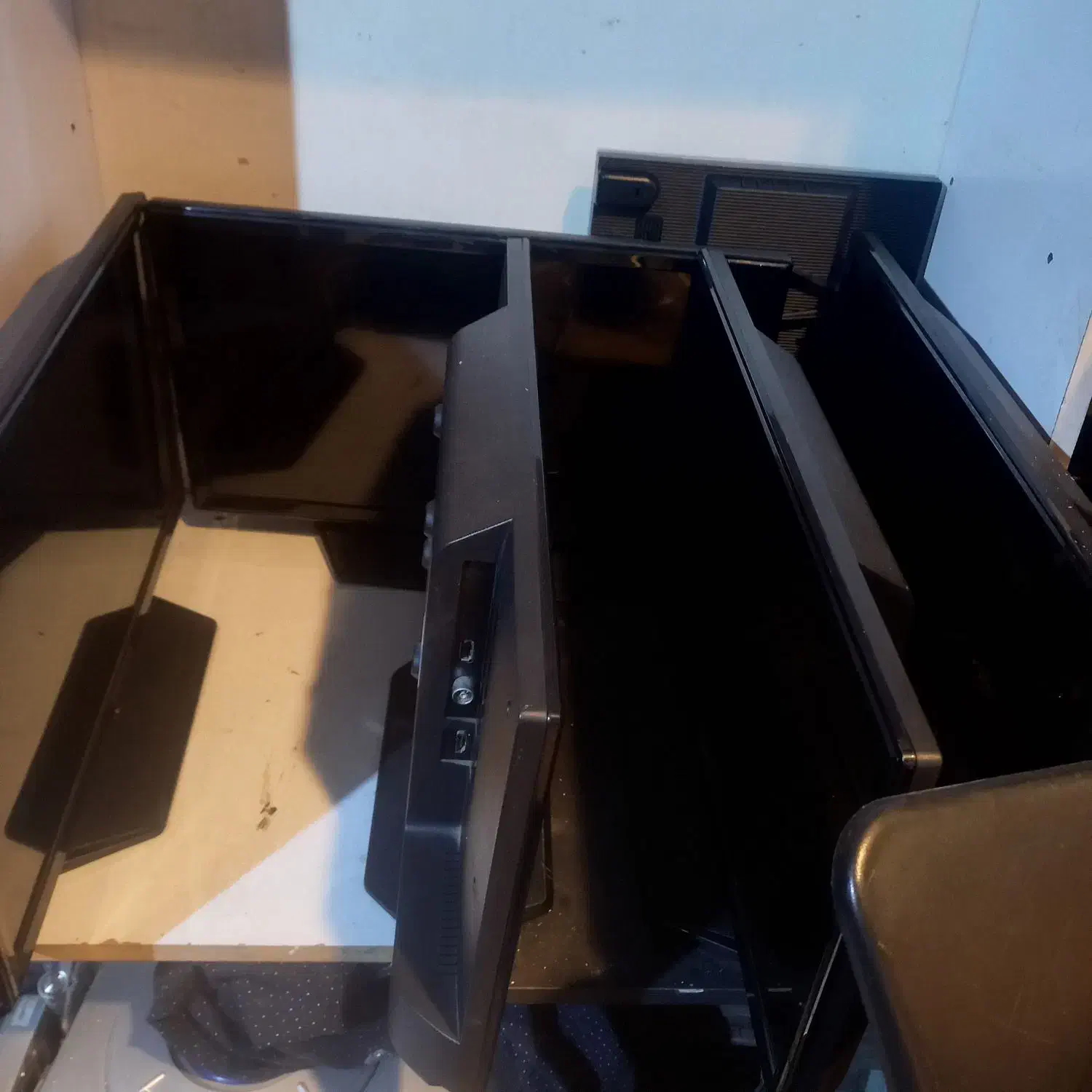 مانیتور ۲۰ اینچ شهاب|تلویزیون و پروژکتور|نسیم‌شهر, |دیوار