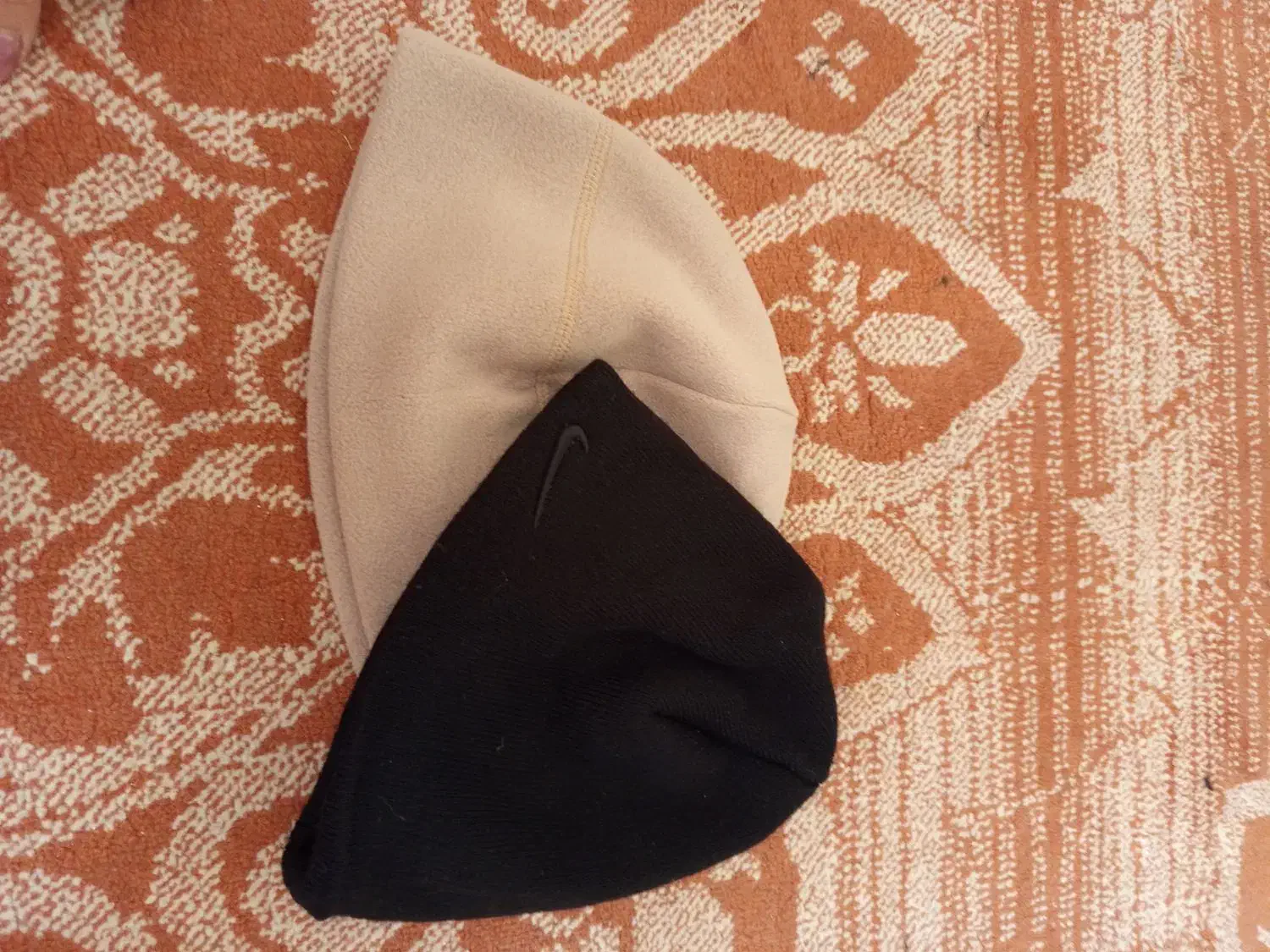 کلاه داخل کرک|لباس|اندیشه, اندیشه فاز ۲|دیوار