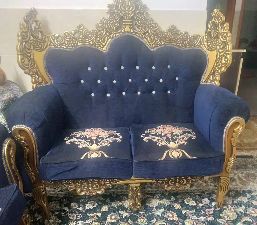 مبل ۷نفره بدون زدگی|مبلمان خانگی و میز عسلی|سیرجان, |دیوار