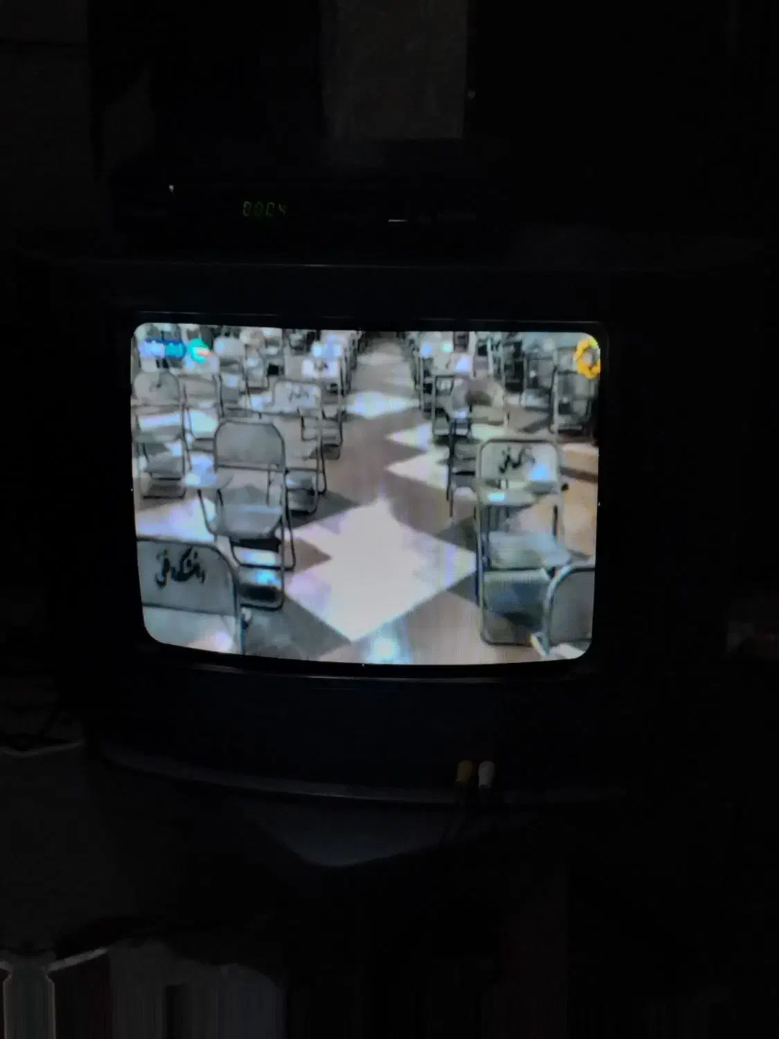 یک تلوزیون۱۹کم کارکردویک۱۵نصف قیمت|تلویزیون و پروژکتور|مینودشت, |دیوار