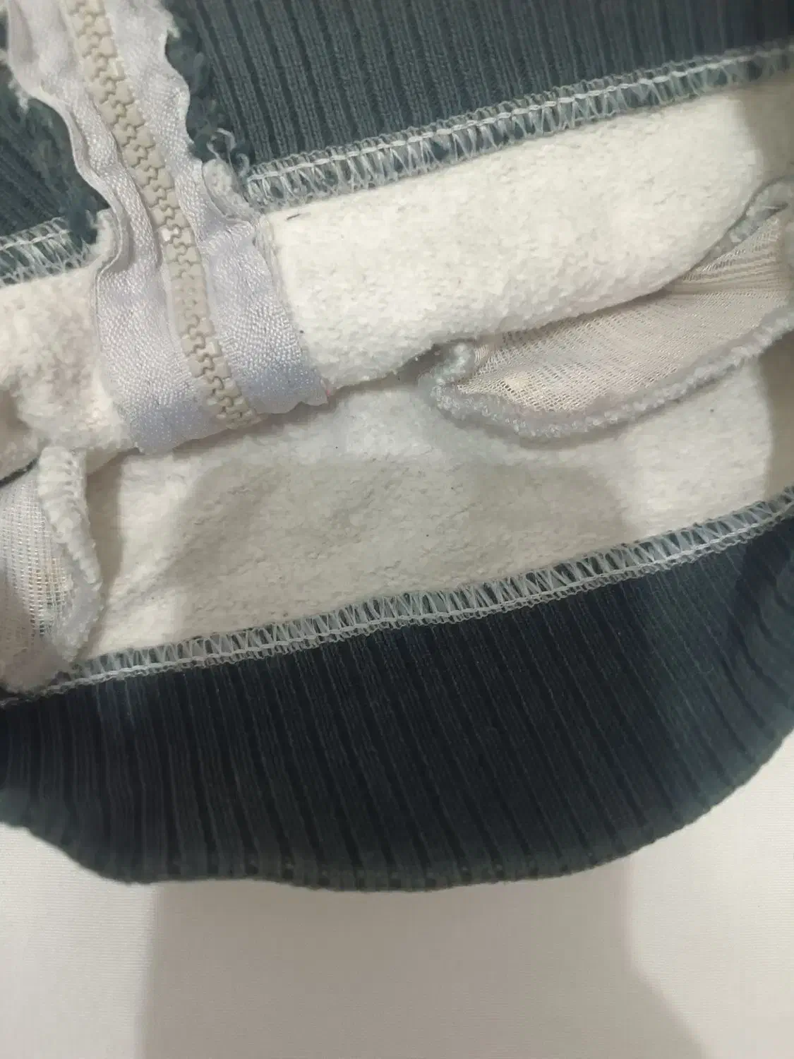 بچگانه مناسب فصل|کفش و لباس بچه|گناباد, |دیوار
